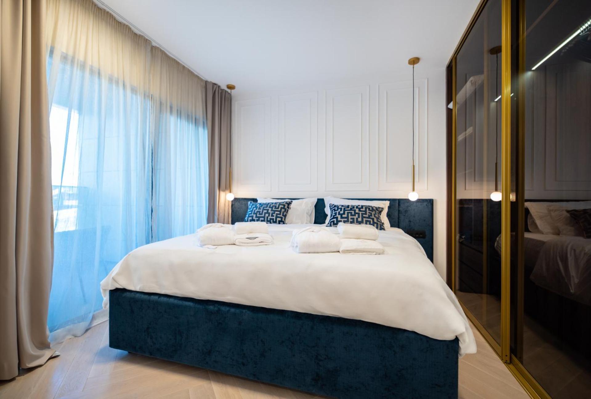Cascade Luxury Apartment