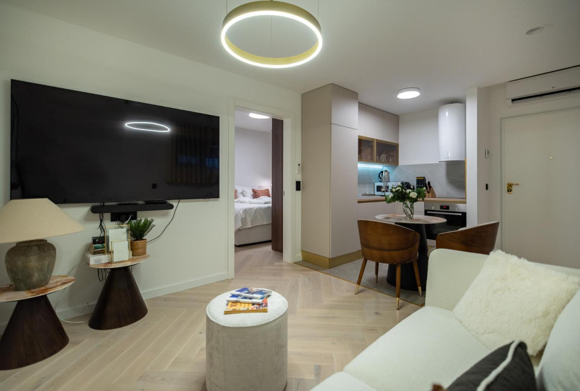 Cascade Luxury Apartment